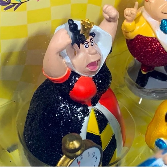 FINAL PRICE! Disney, 2010, Alice In Wonderland, Glitter Figurine Plays ent - Picture 9 of 10